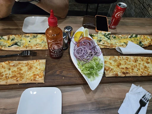 Aksaray Grillhaus Pizza Pide photo 10